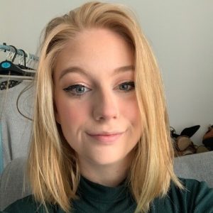 Headshot of Amy Warrington