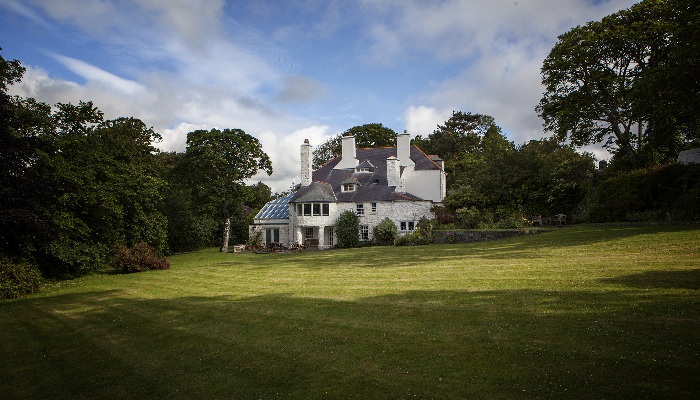 Tŷ Newydd Writing Centre - copyright Emyr Young